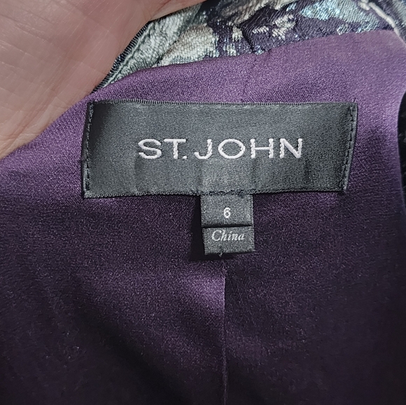 St. John Metallic Floral Jacquard Coat - Picture 6 of 6